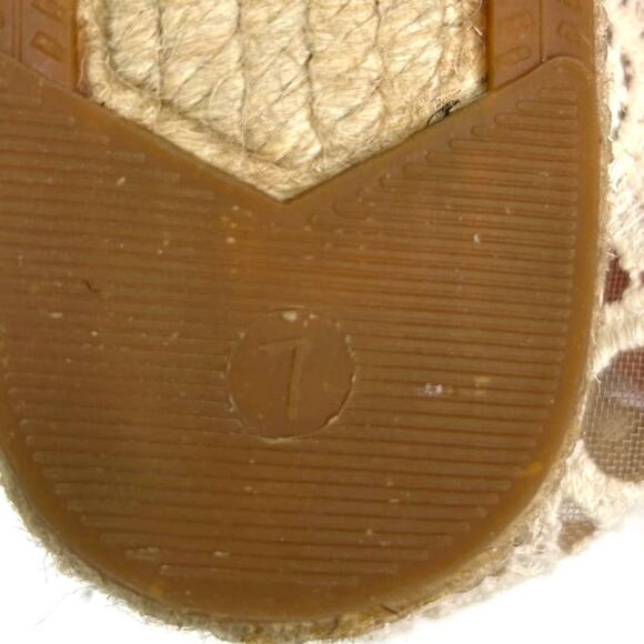 Halogen Off White Crocheted Lace Slip On Espadrille Flat Shoes - Picture 9 of 9